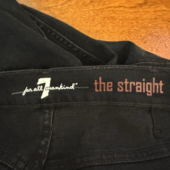 7 For All Mankind "The Straight" Size 38 Solid Black Denim Jean Shorts - EUC - Picture 4 of 6